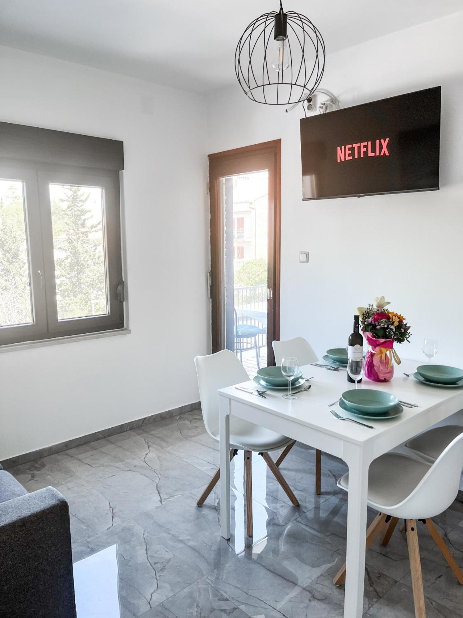 Apartments Zivko Malinska Extérieur photo
