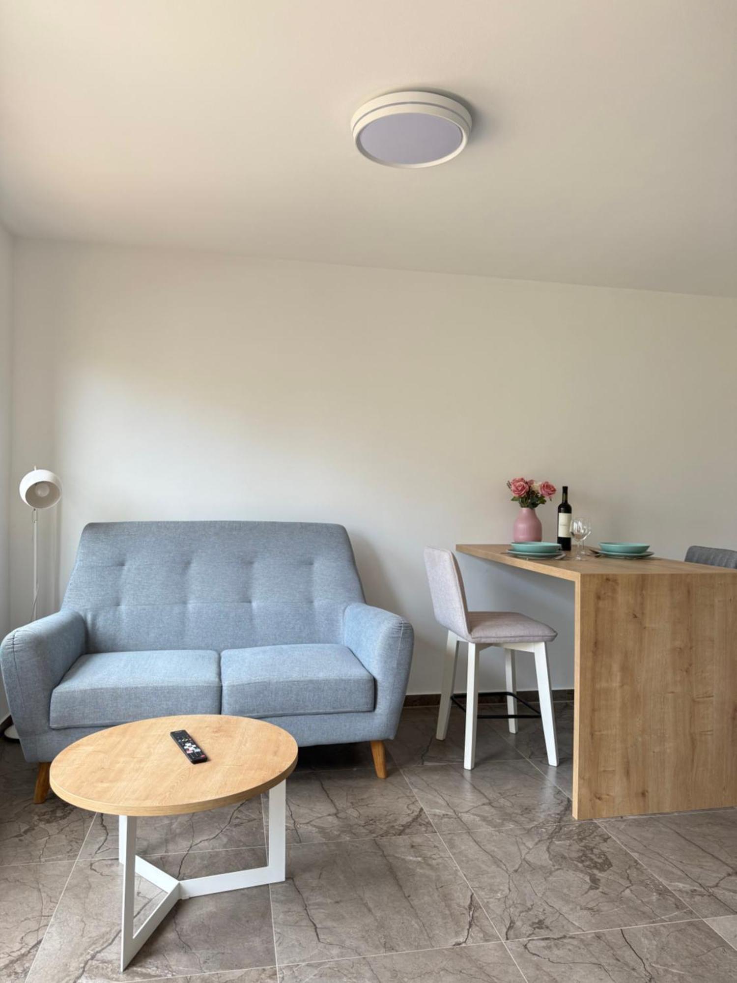 Apartments Zivko Malinska Extérieur photo